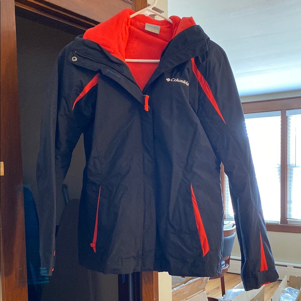 Columbia Women's Black and Pink Coat